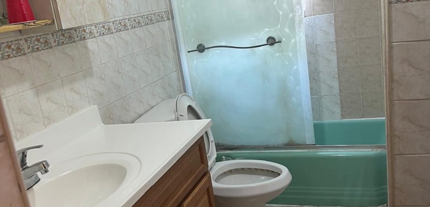 Private Room fully furnished shred kitchen and bathroom!