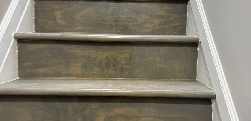 Gorgeous 2 Bedroom Apartment